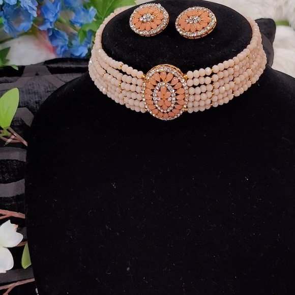 American diamond choker set - Picture 2 of 3